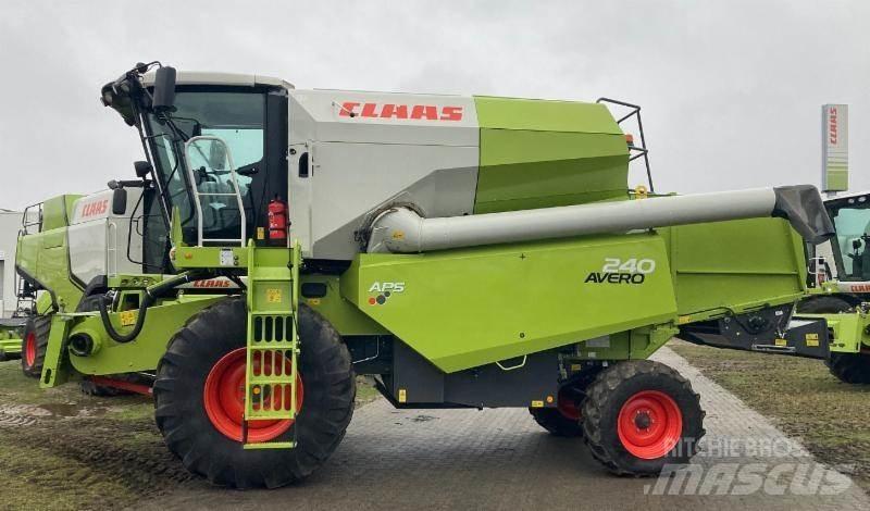 CLAAS AVERO 240 Moissonneuse batteuse