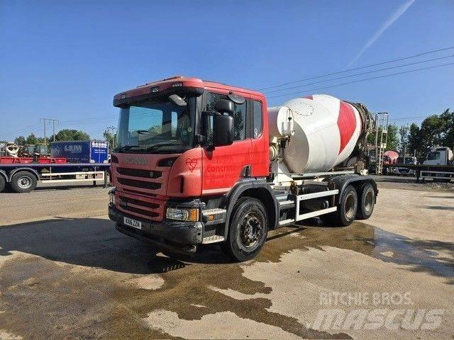 Scania P 320 Camion malaxeur