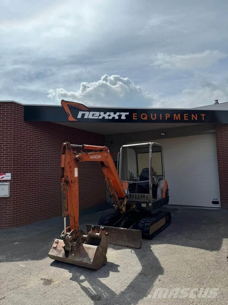 Hitachi ZX 25 Mini pelle < 7t