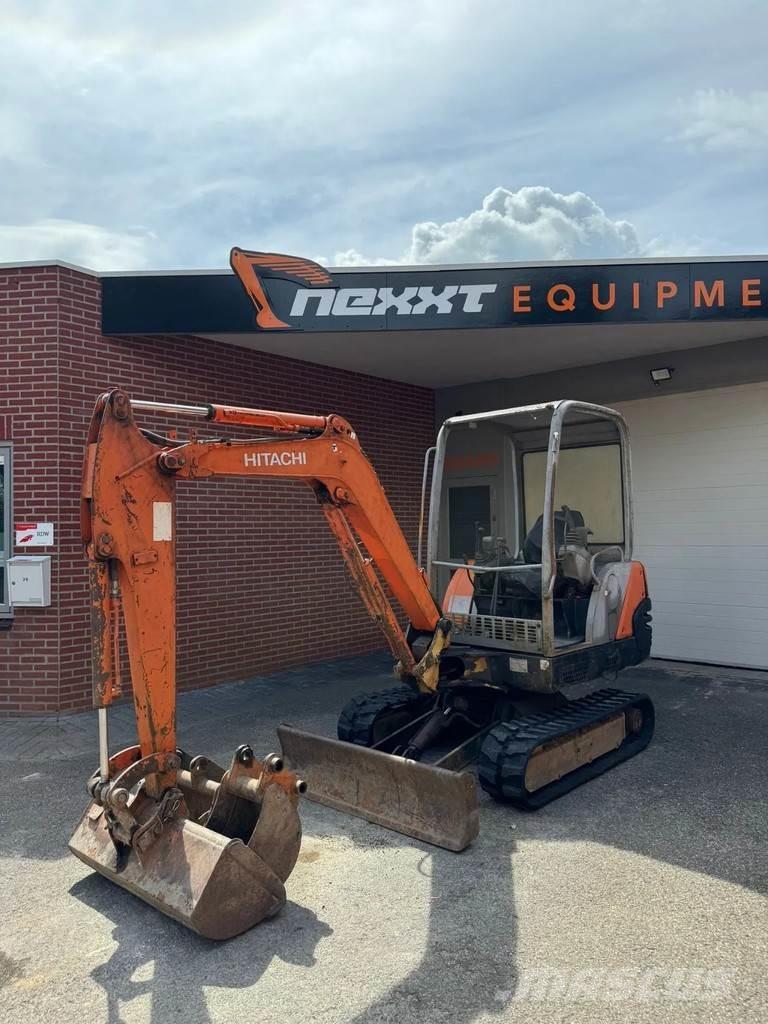 Hitachi ZX 25 Mini pelle < 7t