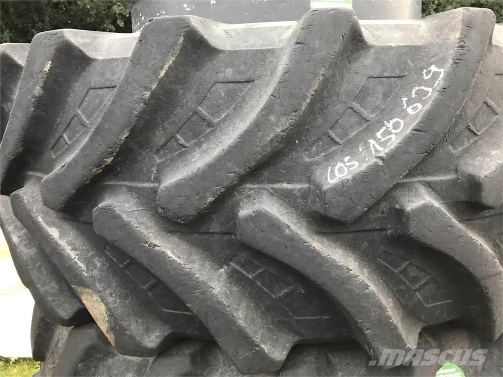 Petlas 600/65R34 Pneus, roues et jantes