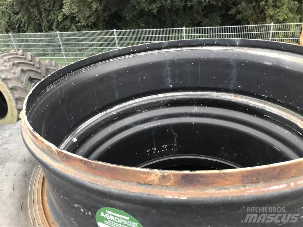 Petlas 600/65R34 Pneus, roues et jantes