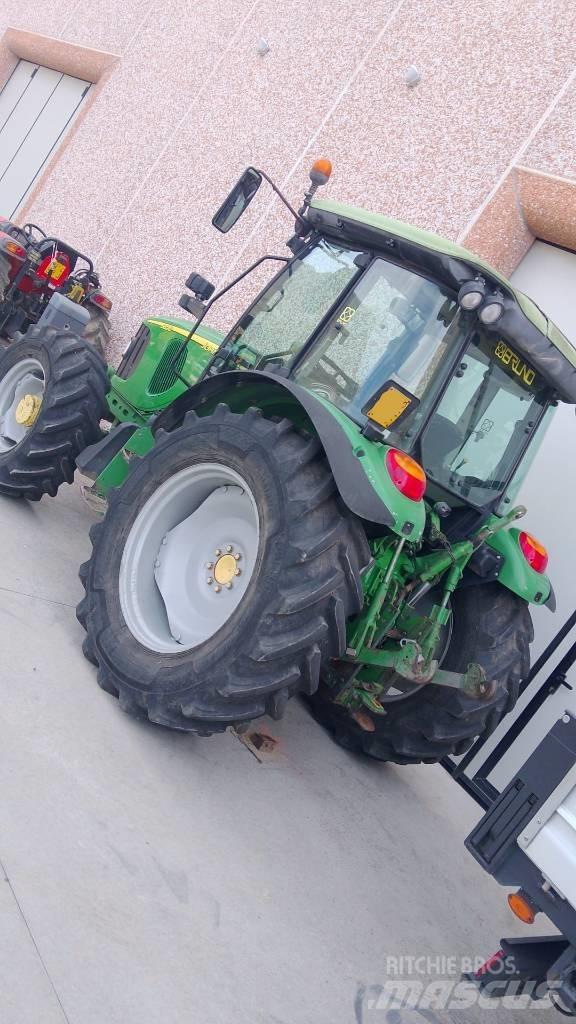 John Deere 5820 Tracteur
