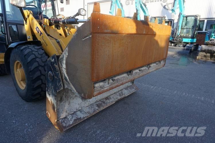 CAT 906 M Chargeuse sur pneus