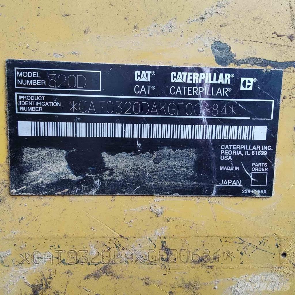 CAT 320 Pelle sur chenilles