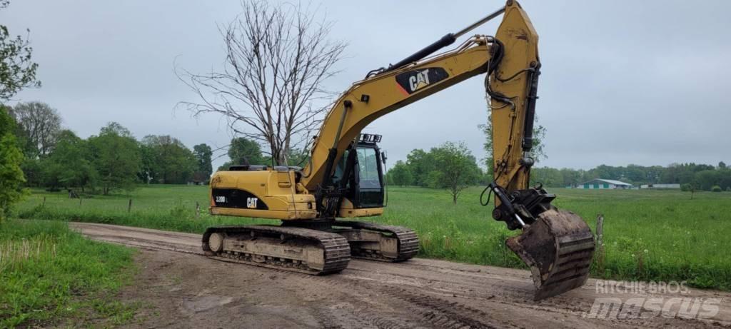 CAT 320 Pelle sur chenilles