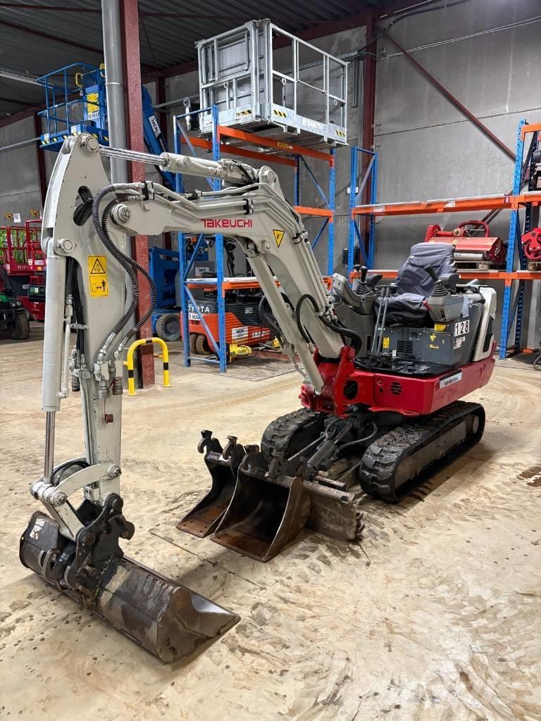 Takeuchi TB 225 Mini pelle < 7t