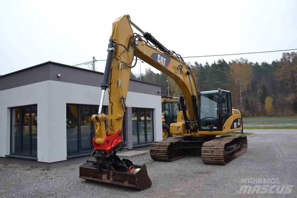 CAT 319 D L Pelle sur chenilles