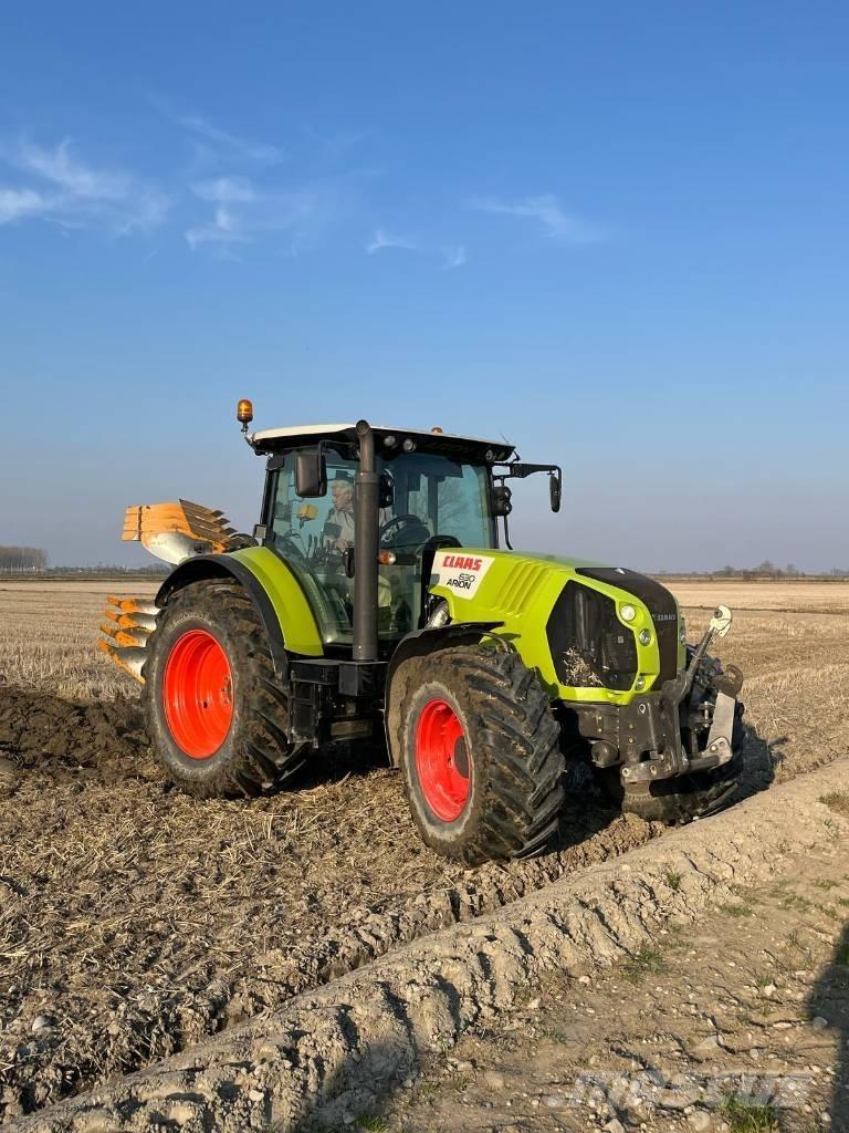 CLAAS Arion 630 Tracteur