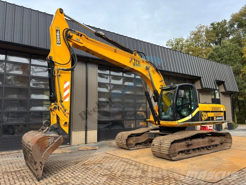 JCB 260 LC Pelle sur chenilles