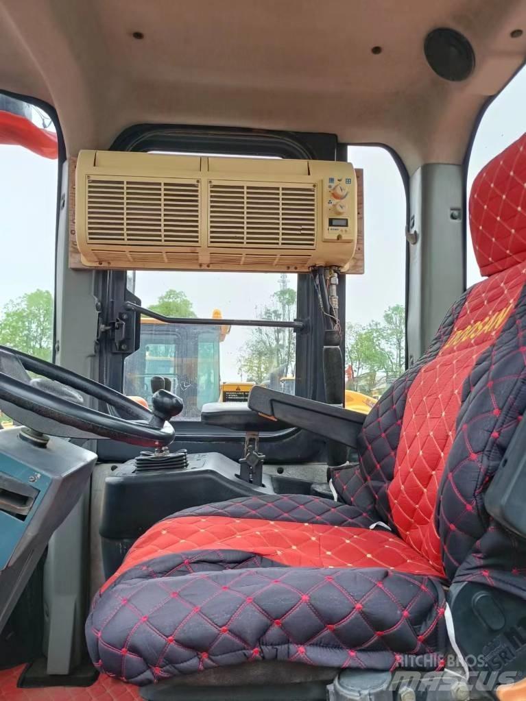 Doosan DL505 Chargeuse sur pneus