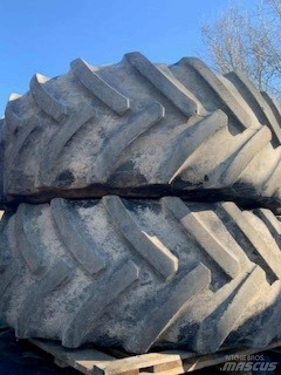 Mitas 680/80R42 Pneus, roues et jantes
