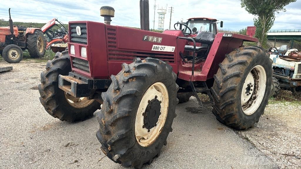 Fiat 880 DT Tracteur