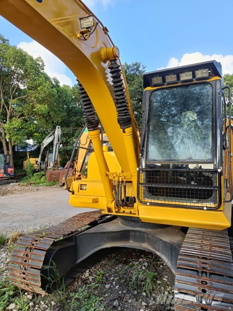 Komatsu PC 130-7 Pelle sur chenilles