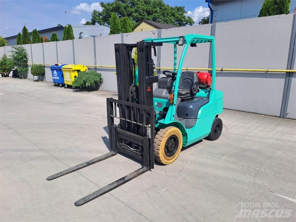 Mitsubishi FG25N Chariots GPL