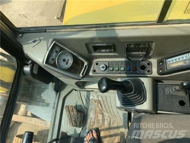 Hyundai R80-7 Pelle sur chenilles