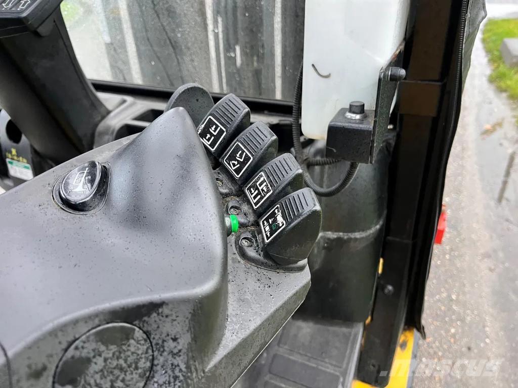 Yale GLP25VXE2170 Chariots GPL