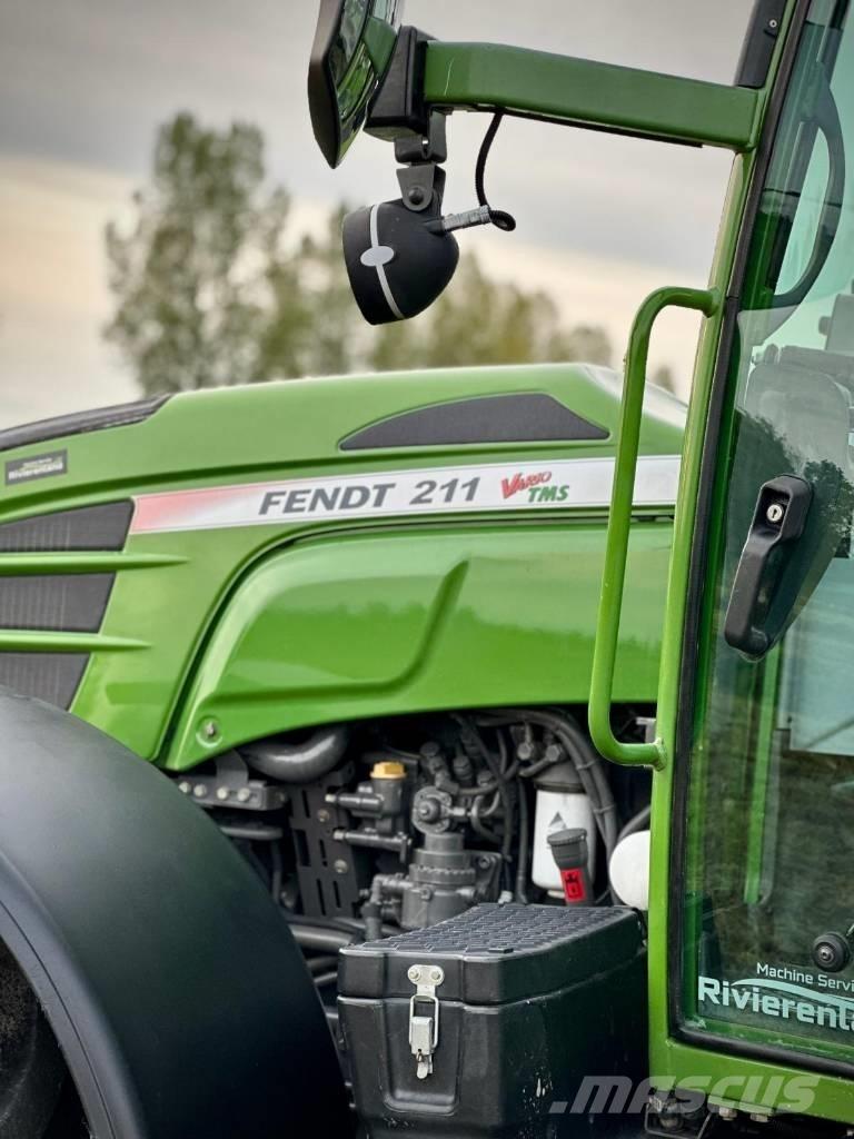 Fendt 211S Vario Tracteur