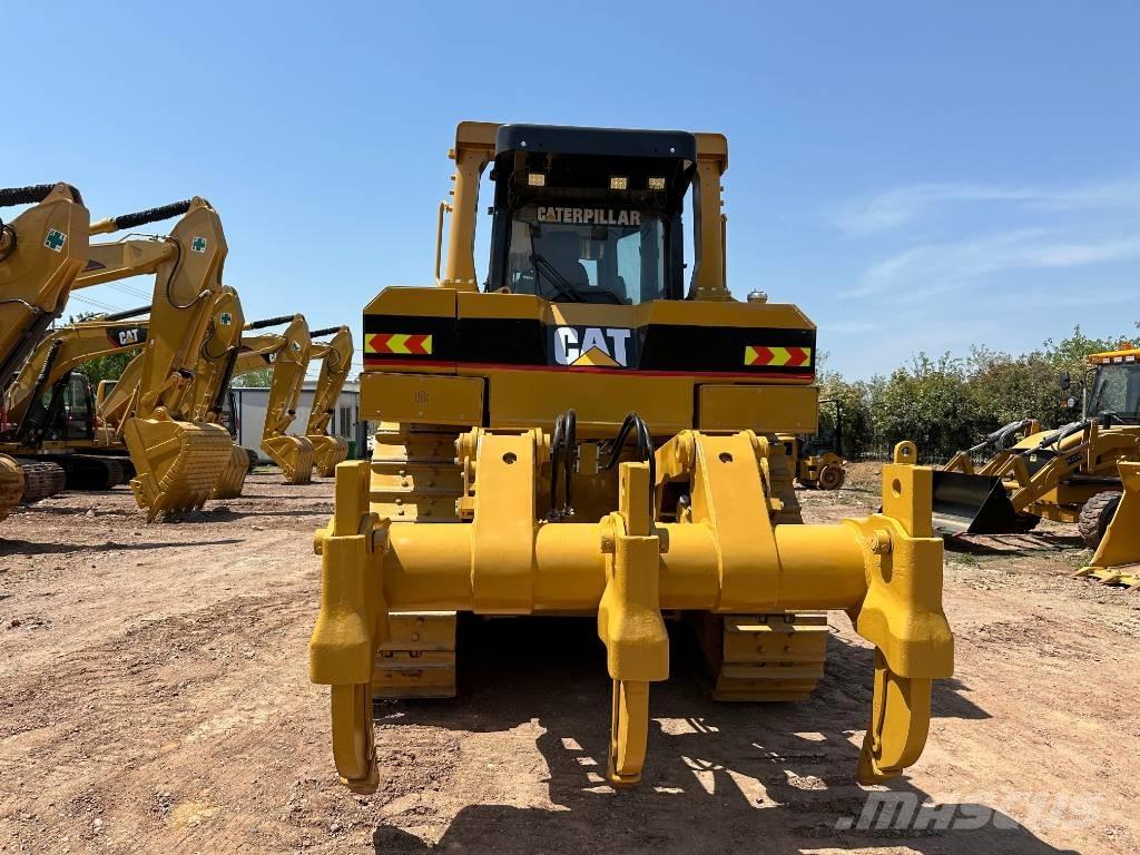 CAT D 8 R Bouteurs sur chenilles