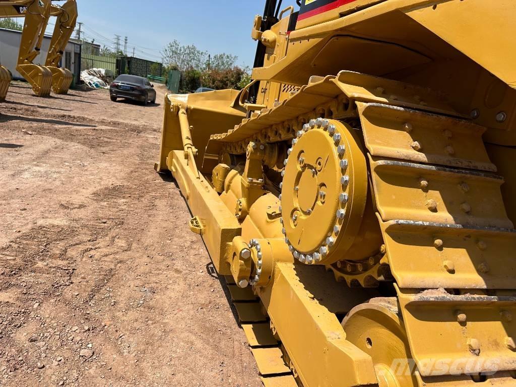 CAT D 8 R Bouteurs sur chenilles
