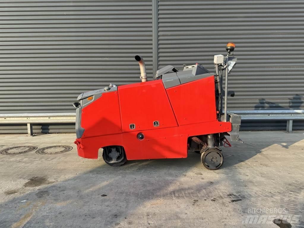Wirtgen W 35 RI Fraiseuse à froid