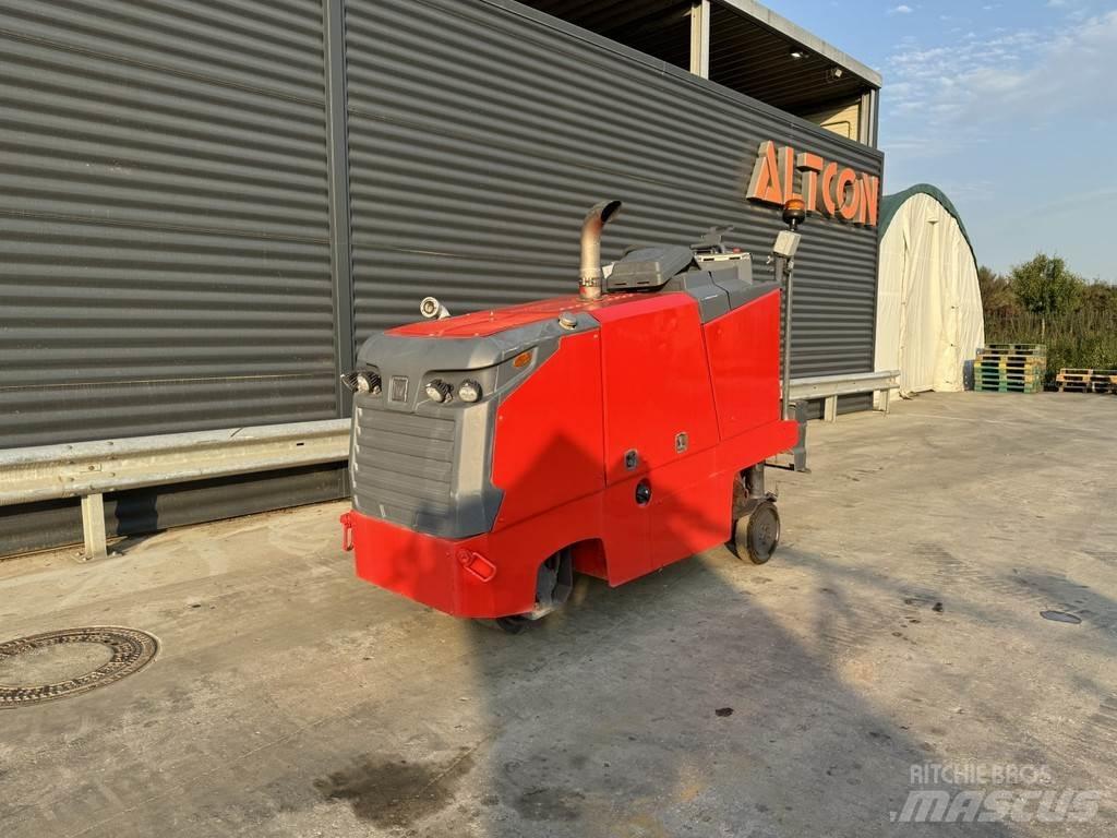 Wirtgen W 35 RI Fraiseuse à froid