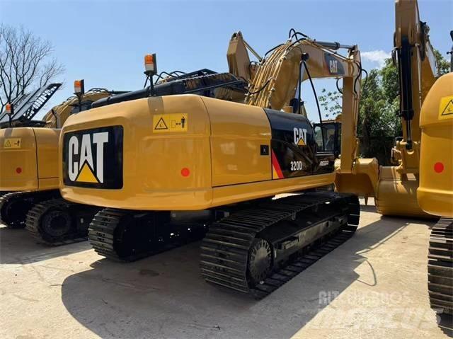 CAT 320 D Pelle sur chenilles