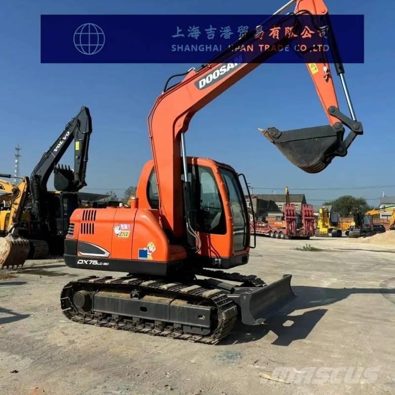 Doosan DX 75 Mini pelle 7t-12t