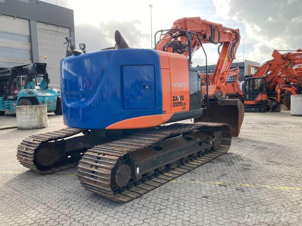 Hitachi ZX225USLC-5B Pelle sur chenilles