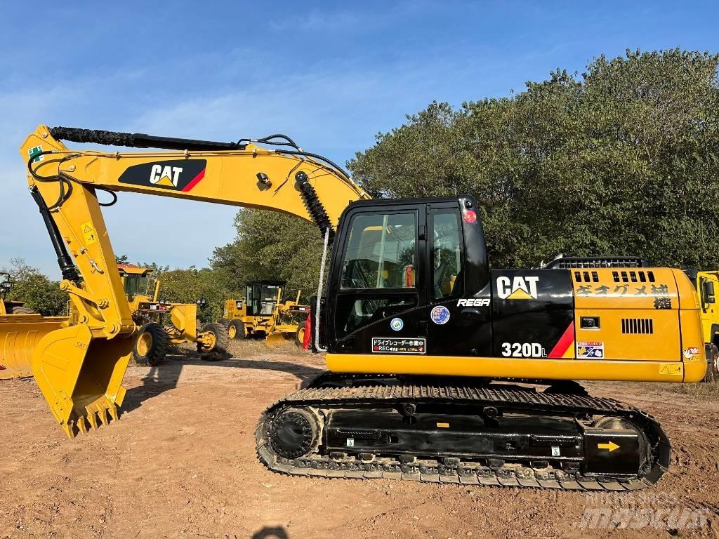 CAT 320 D L Pelle sur chenilles