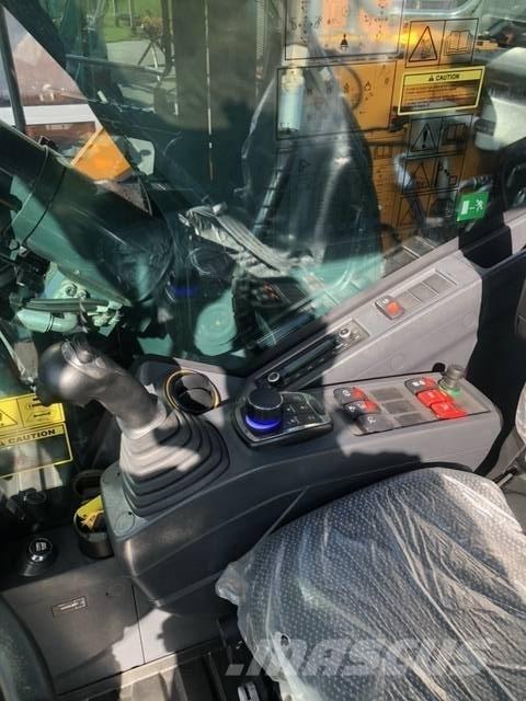 Hyundai HW 140 A Pelle sur pneus