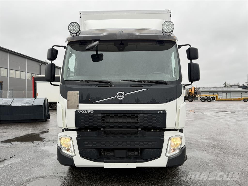 Volvo FE320 4X2 Camion Fourgon