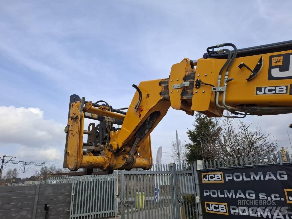 JCB 540-140 Chariot télescopique