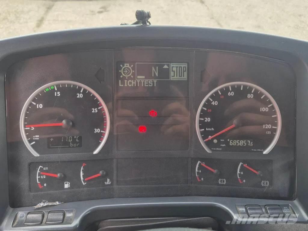 MAN 26 430 Camion ampliroll