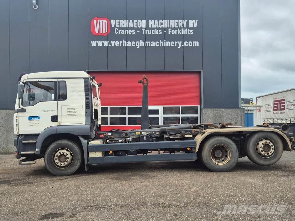 MAN 26 430 Camion ampliroll