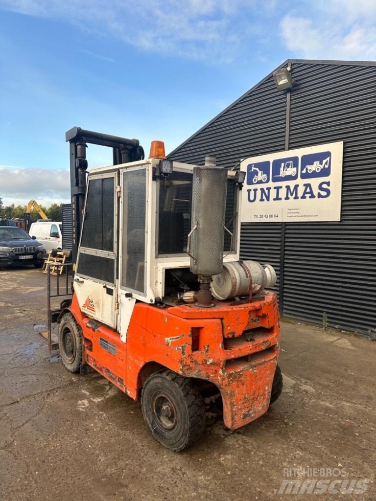 Dantruck 3004 Chariots diesel