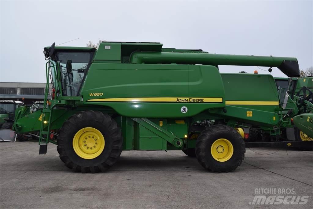 John Deere W 650 Moissonneuse batteuse