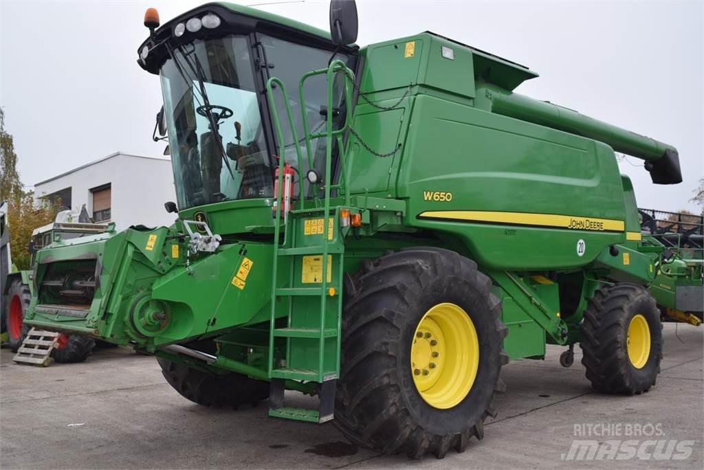 John Deere W 650 Moissonneuse batteuse
