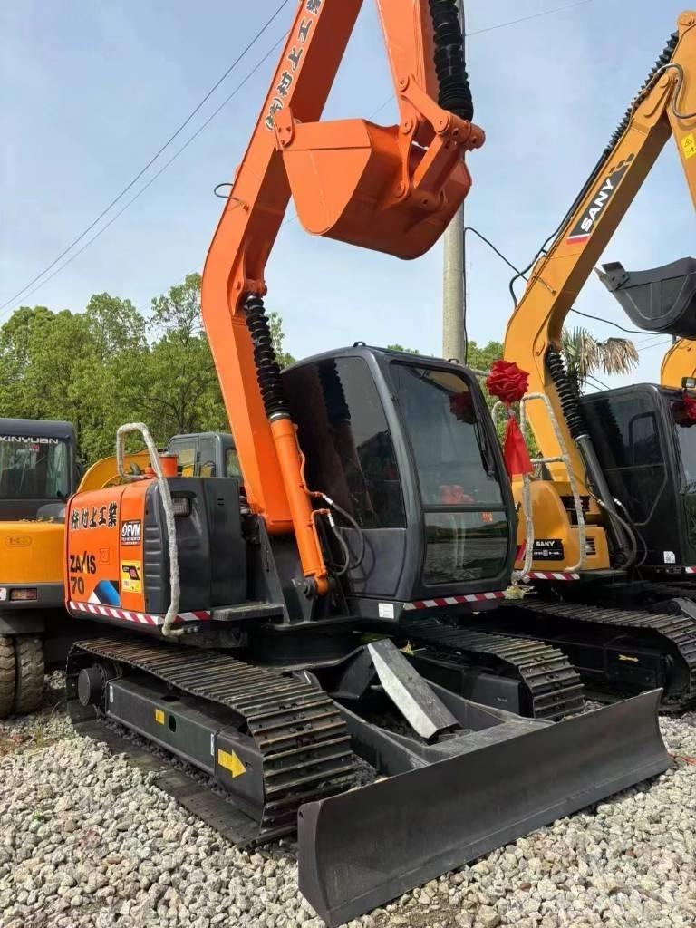Hitachi ZX 70 Pelle sur chenilles