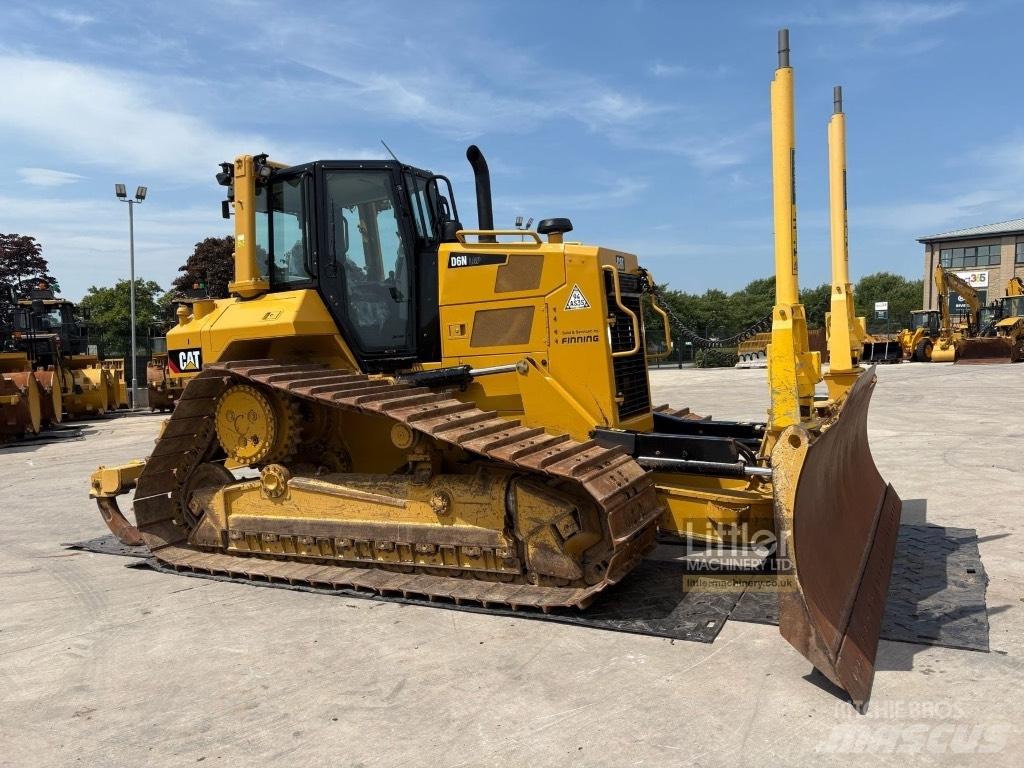 CAT D 6 N LGP Bouteurs sur chenilles