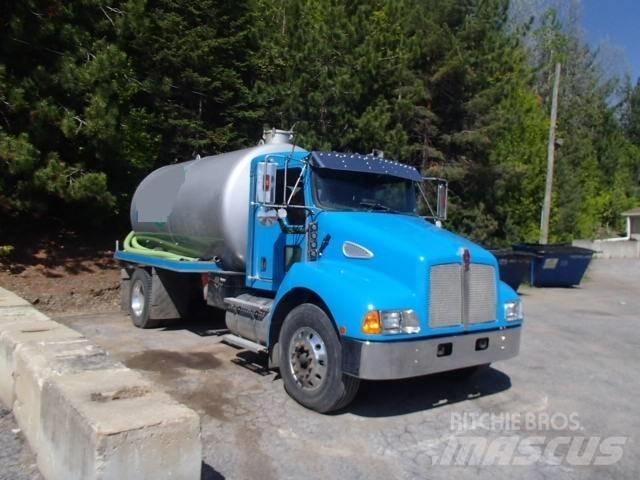 Kenworth T 300 Camion aspirateur, Hydrocureur