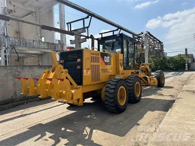 CAT 140 K Niveleuse
