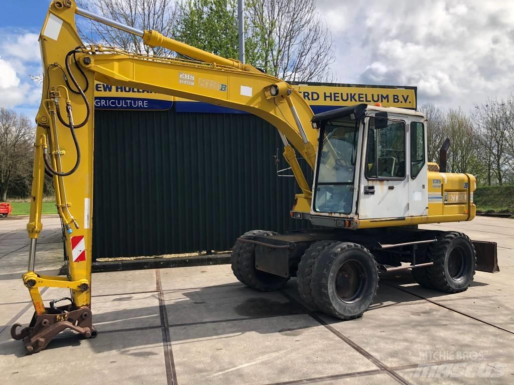 Etec 813B Pelle sur pneus