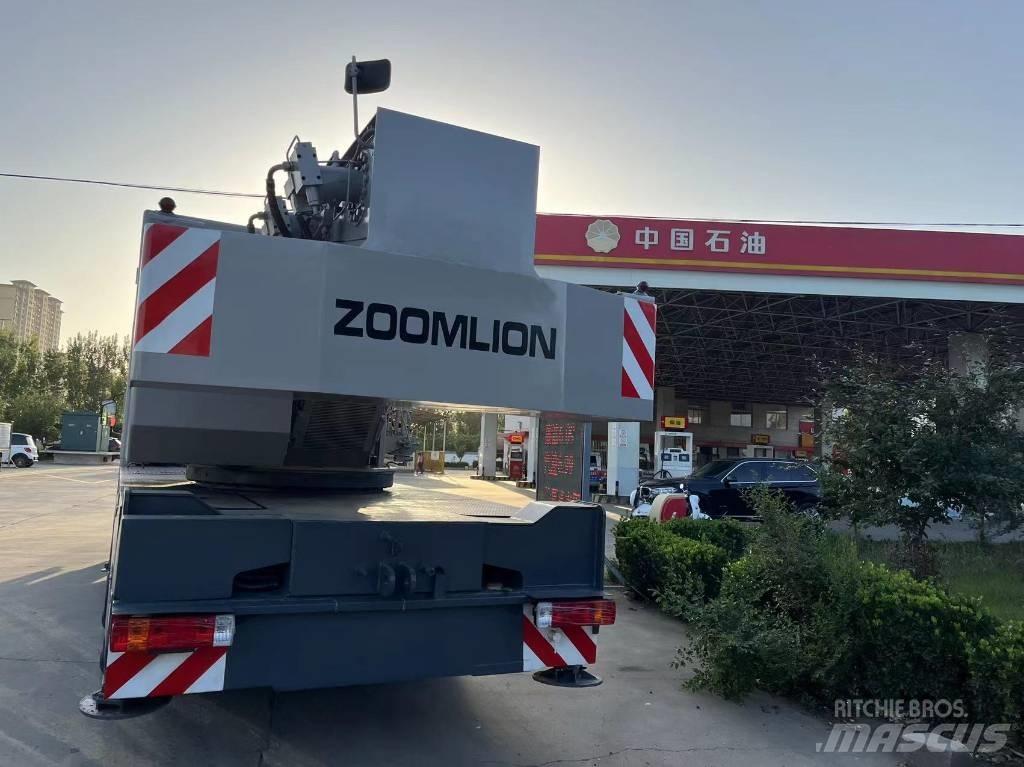 Zoomlion QY25V Grues tout terrain
