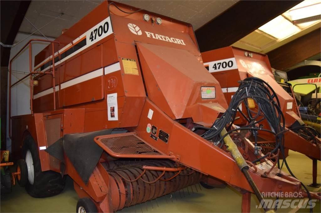 Fiat Hesston 4700 Presse cubique