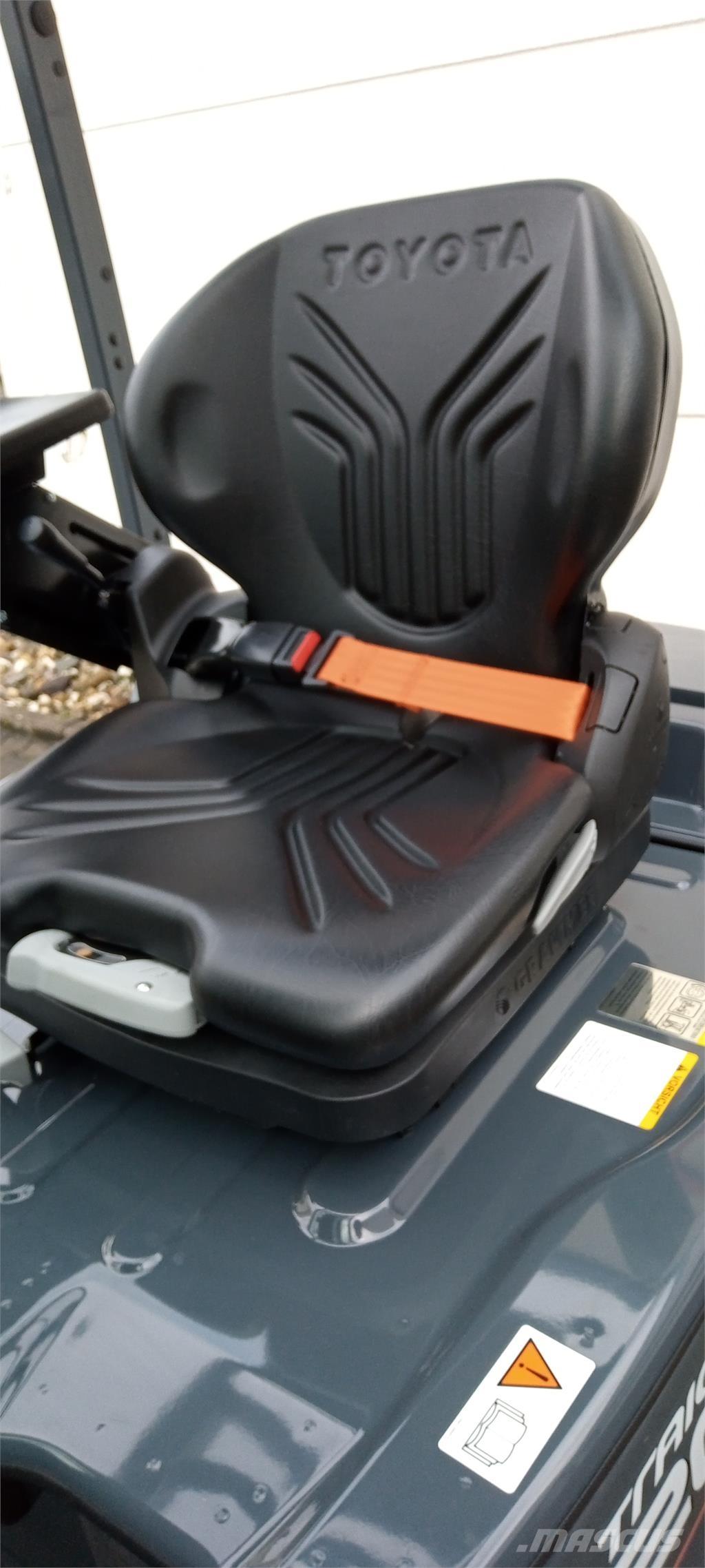 Toyota 8FBMK20T Chariots élévateurs électriques