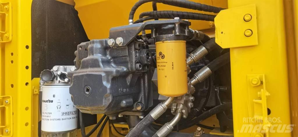 Komatsu 220-8 Mini pelle < 7t