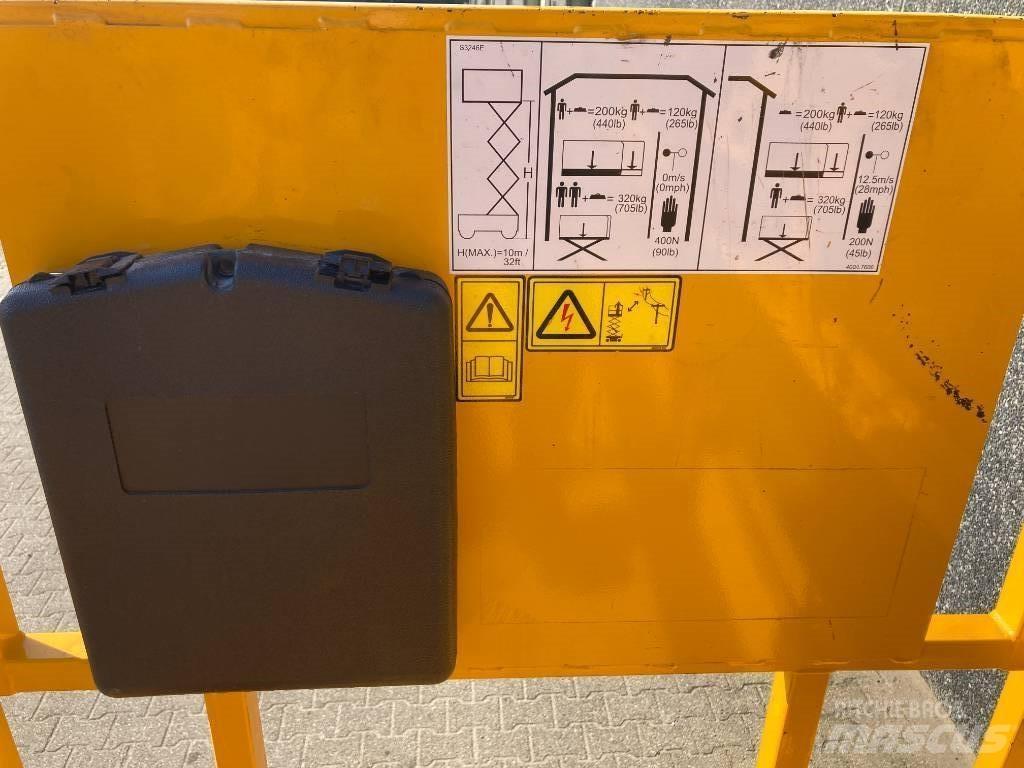 JCB S 3246 E Nacelle ciseaux