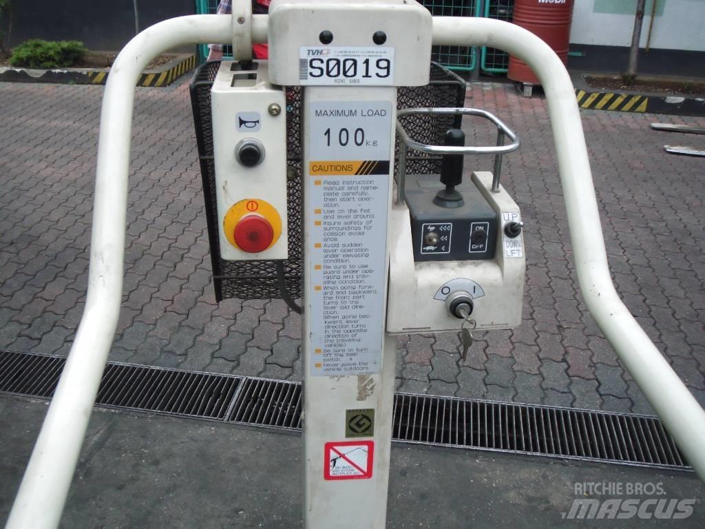 Aichi SX015      V-1650 Mât vertical