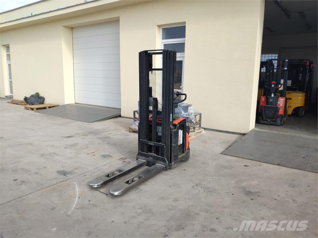 BT SWE120 Gerbeurs Automoteurs